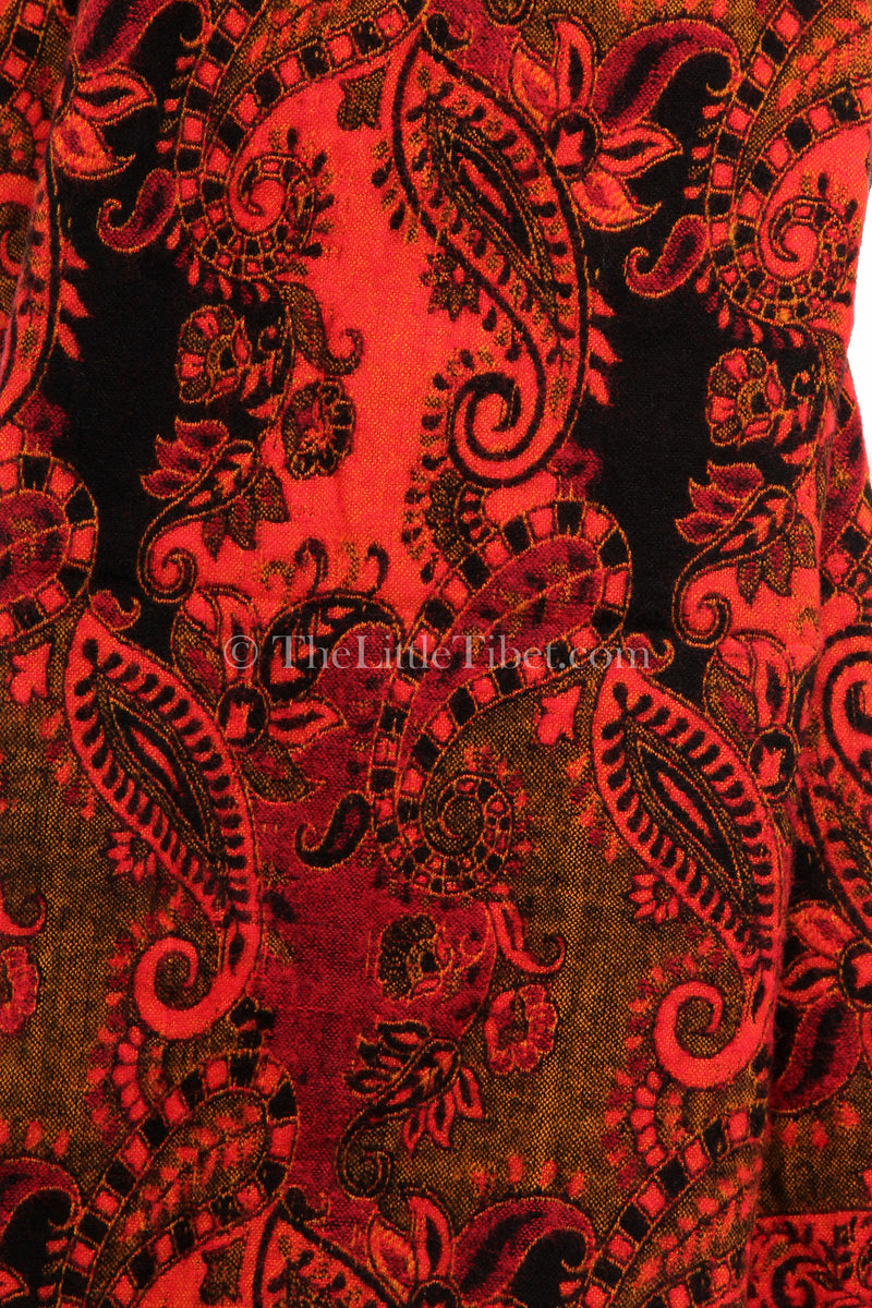 pattern close up Burnt orange  paisley design reversible himalayan tibet wool shawl 