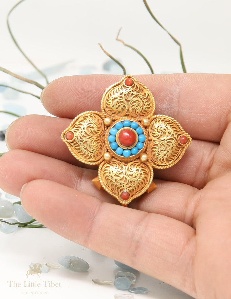 Lotus leaf Tibetan pendant