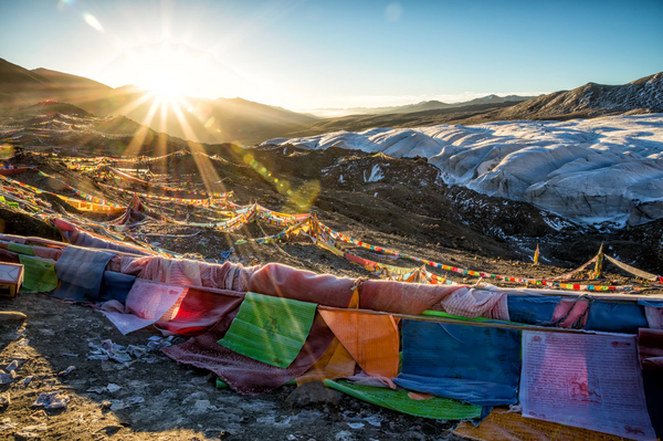 SPREAD GOOD VIBES WITH TIBETAN PRAYER FLAGS-The Little Tibet