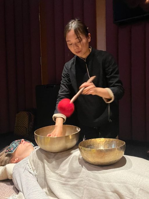 Reiki and Singing Bowl Therapy (100 minutes)