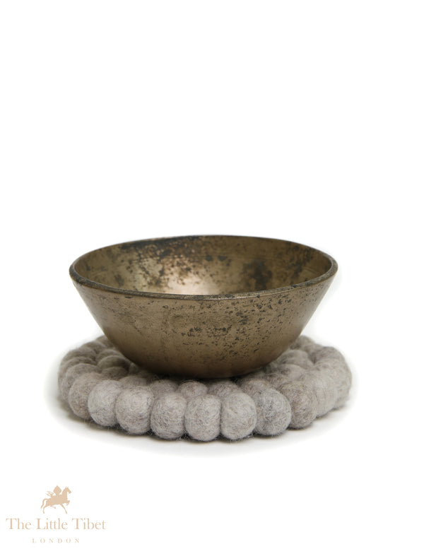 Antique Funnel-Shaped Singing Bowl | Handcrafted E Note Third Eye Chakra Bowl - ATQ1126