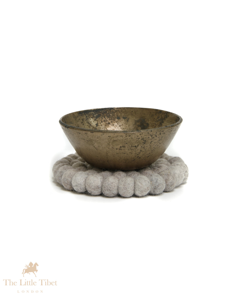 Antique Funnel-Shaped Singing Bowl | Handcrafted E Note Third Eye Chakra Bowl - ATQ1126