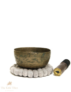 Antique Tibetan Singing Bowl | Small Handcrafted E Note Third Eye Chakra Bowl - ATQ1145