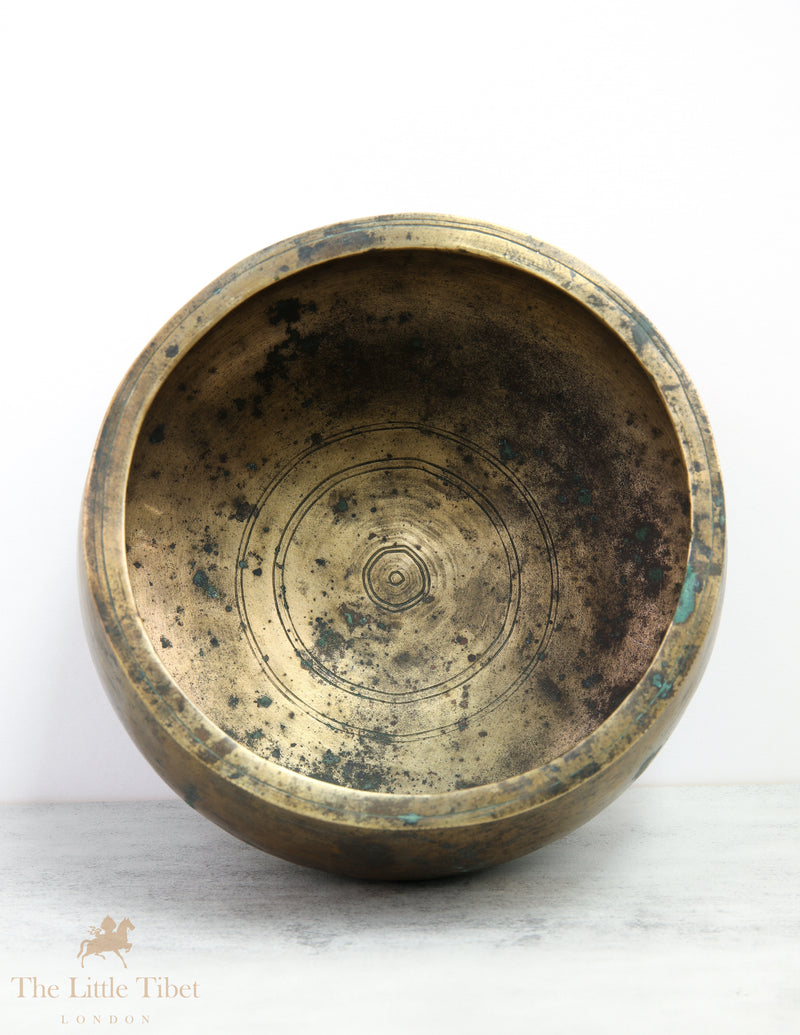 Himalayan Antique Sound Therapy Singing Bowl - ATQ496