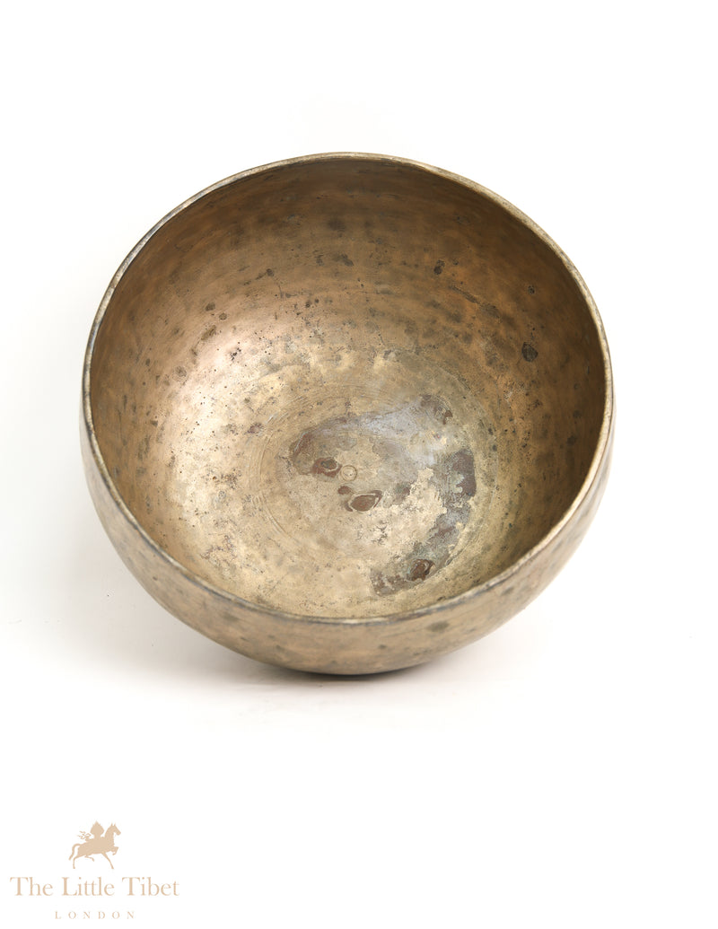 Antique Tibetan Singing Bowl: A Resonant Path to Inner Peace - ATQ550