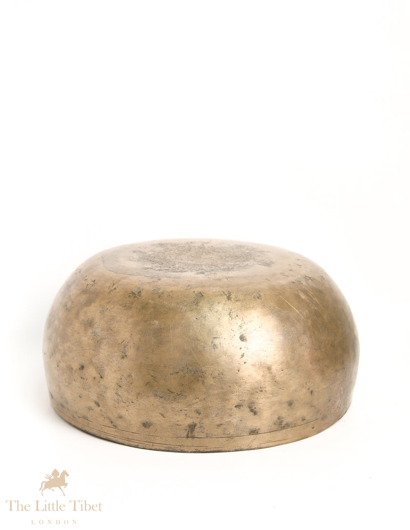 Antique Tibetan Singing Bowl: A Resonant Path to Inner Peace - ATQ550