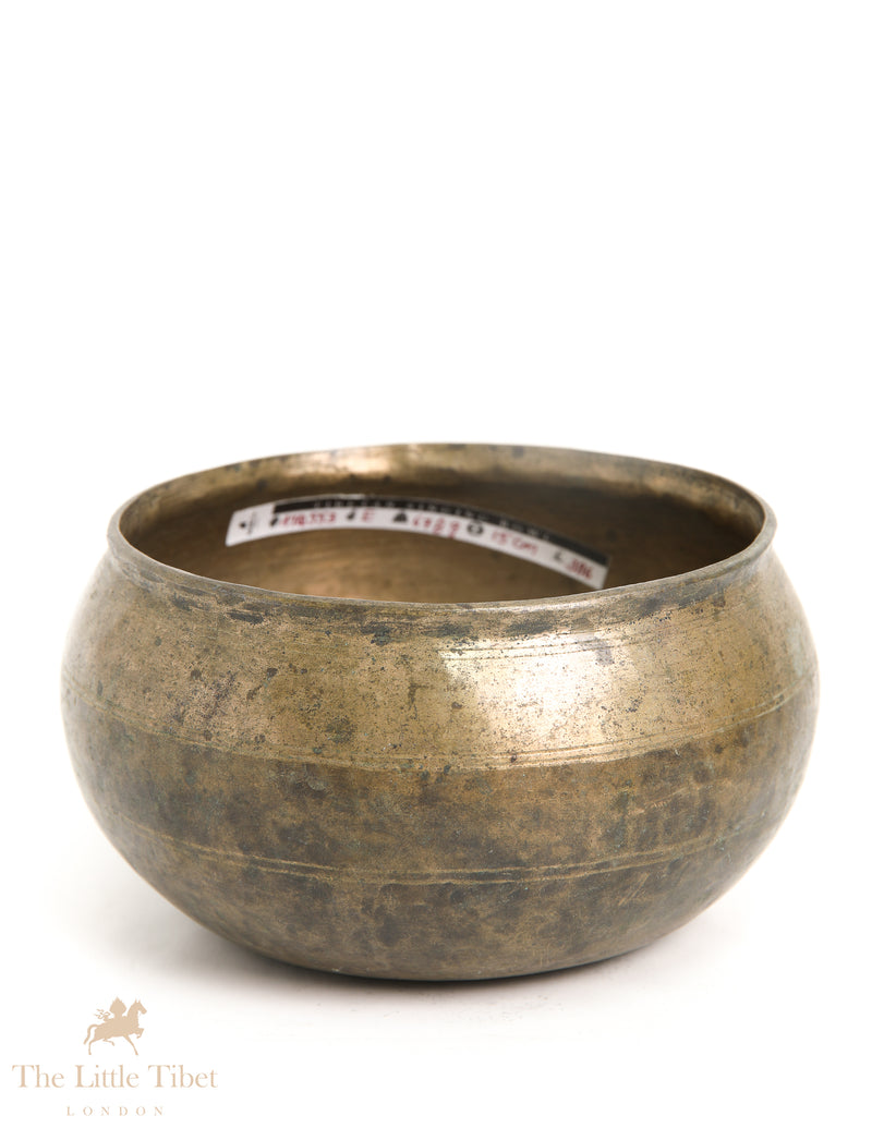 Sacred Sound of an Ancient Tibetan Singing Bowl - ATQ553