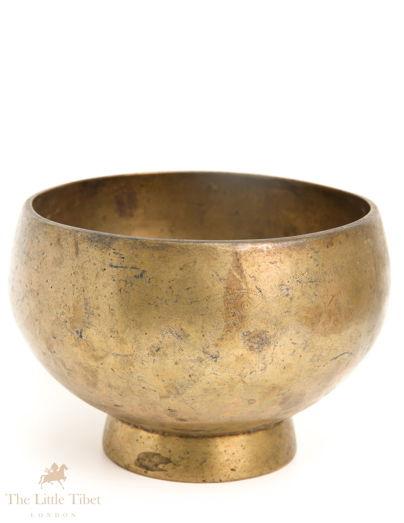 Harmonious Treasures: Naga Tibetan Singing Bowl Collection - ATQ567