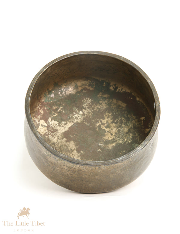 Exquisite Rarity: Antique Tibetan Singing Bowl with Timeless Melodies - ATQ579