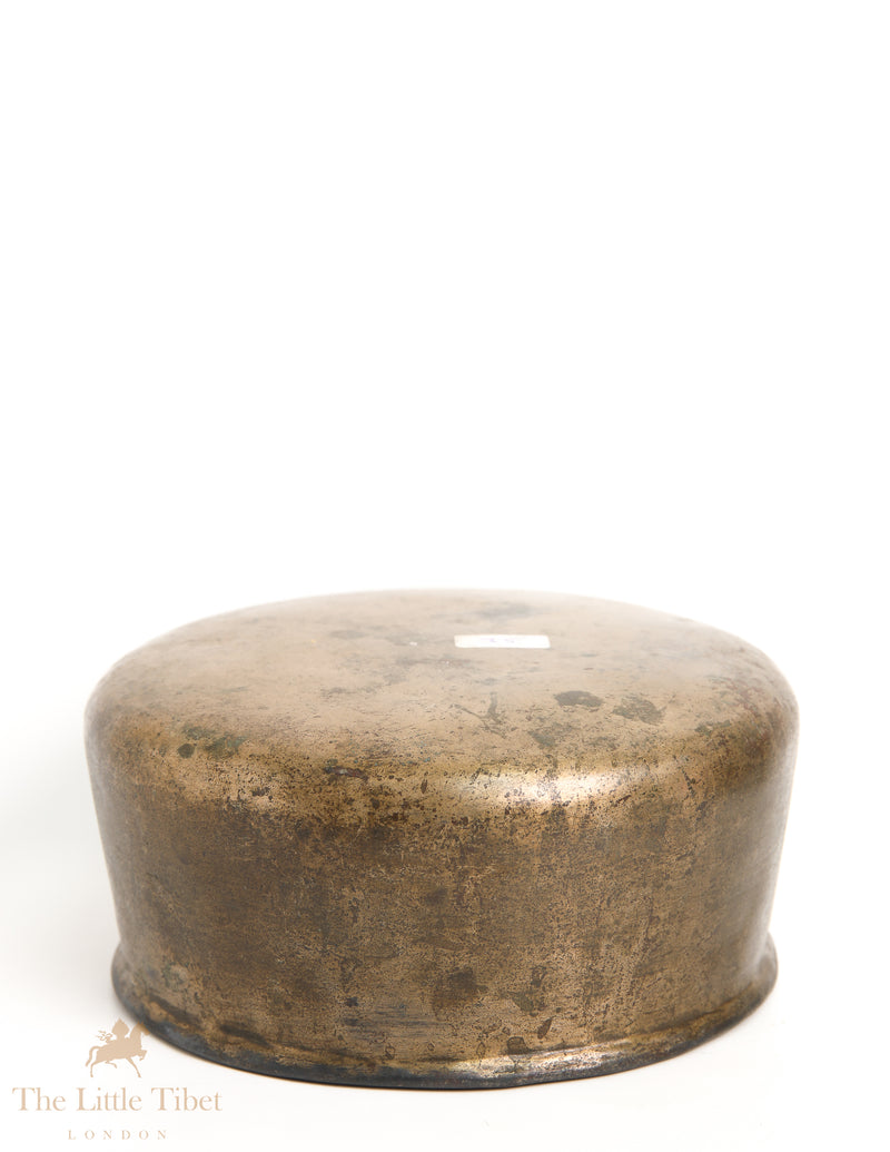 Exquisite Rarity: Antique Tibetan Singing Bowl with Timeless Melodies - ATQ579