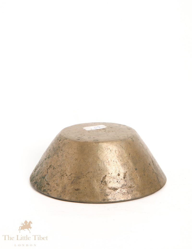 Vintage Tibetan Singing Bowl: Elevating Mindful Moments - ATQ599