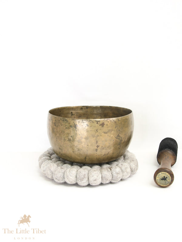 Whispers from the Past: Exquisite Antique Tibetan Singing Bowl - ATQ695