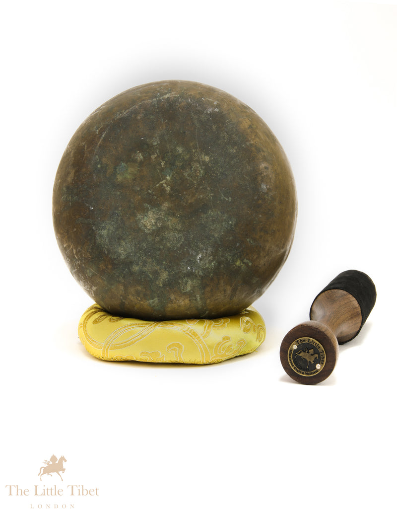 Antique Himalayan Tibetan Singing Bowl – Solar Plexus Chakra Offering Bowl (Note G)