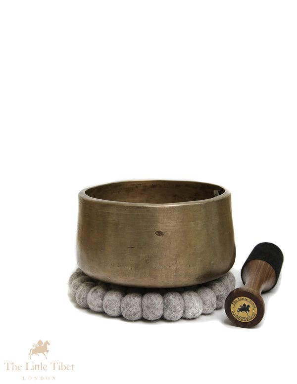 Antique Parallel-Walled Singing Bowl | E Note Third Eye Chakra – Signed, Thick & Tall Wall -  ATQ872