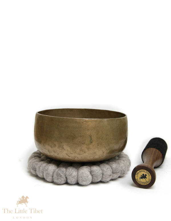 Antique Tibetan Singing Bowl | Rare G Note Solar Plexus Bowl – Collectable & Easy to Play - ATQ888