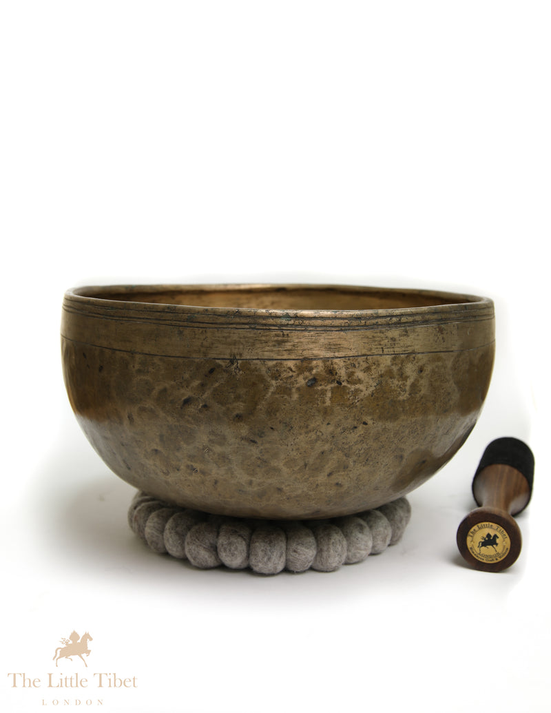 Antique Thick-Walled Singing Bowl | Rare Handcrafted E Note Third Eye Chakra Bowl - ATQ929