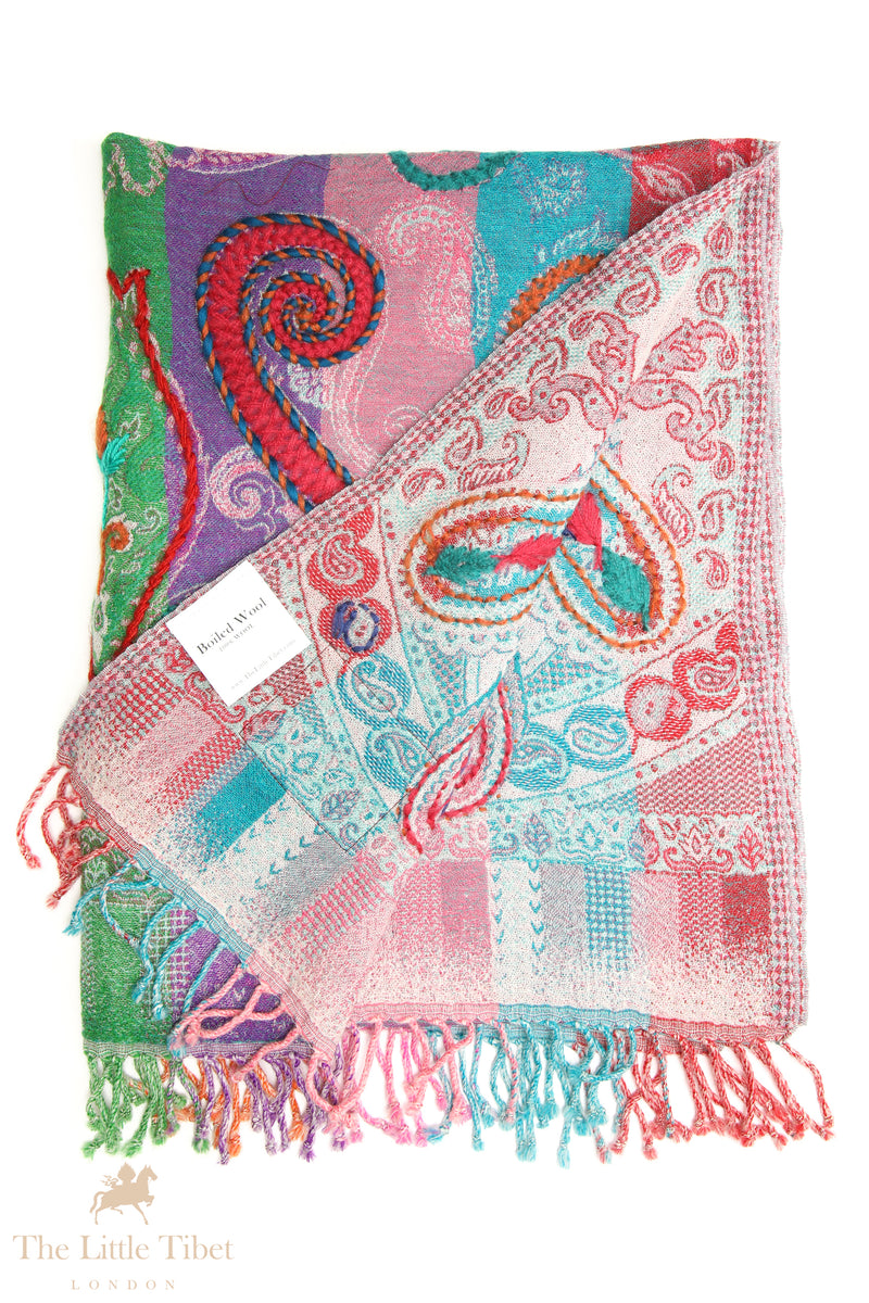 Artemis' Veil - Hand-Embroidered 100% Boiled Wool Scarves for Timeless Feminine Sophistication