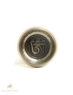 Harmonizing Vibrations: The Significance of "Om" on Tibetan Singing Bowls - BZ417