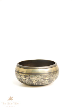 Tibetan singing bowl with Buddha's Wisdom Eyes - BZ424