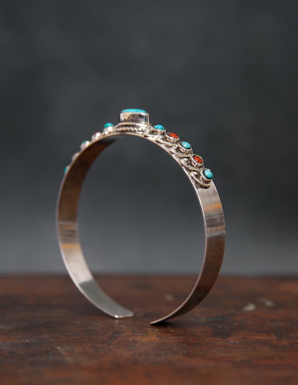 Tibetan Silver Bangle with Coral & Turquoise – Alternating Gemstones with Central Elongated Turquoise