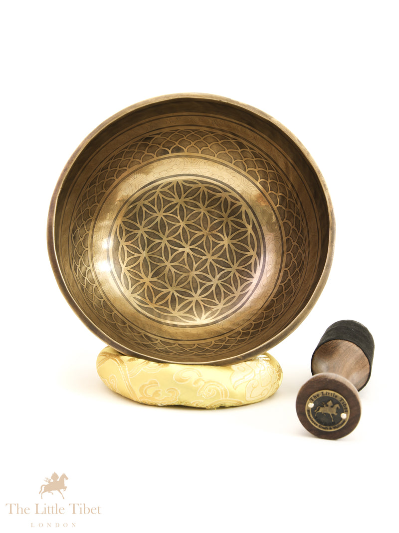 Hand-Beaten Tibetan Singing Bowl – Solar Plexus Chakra Sound Healing Bowl with Mantra Etching (Note G) - EC102