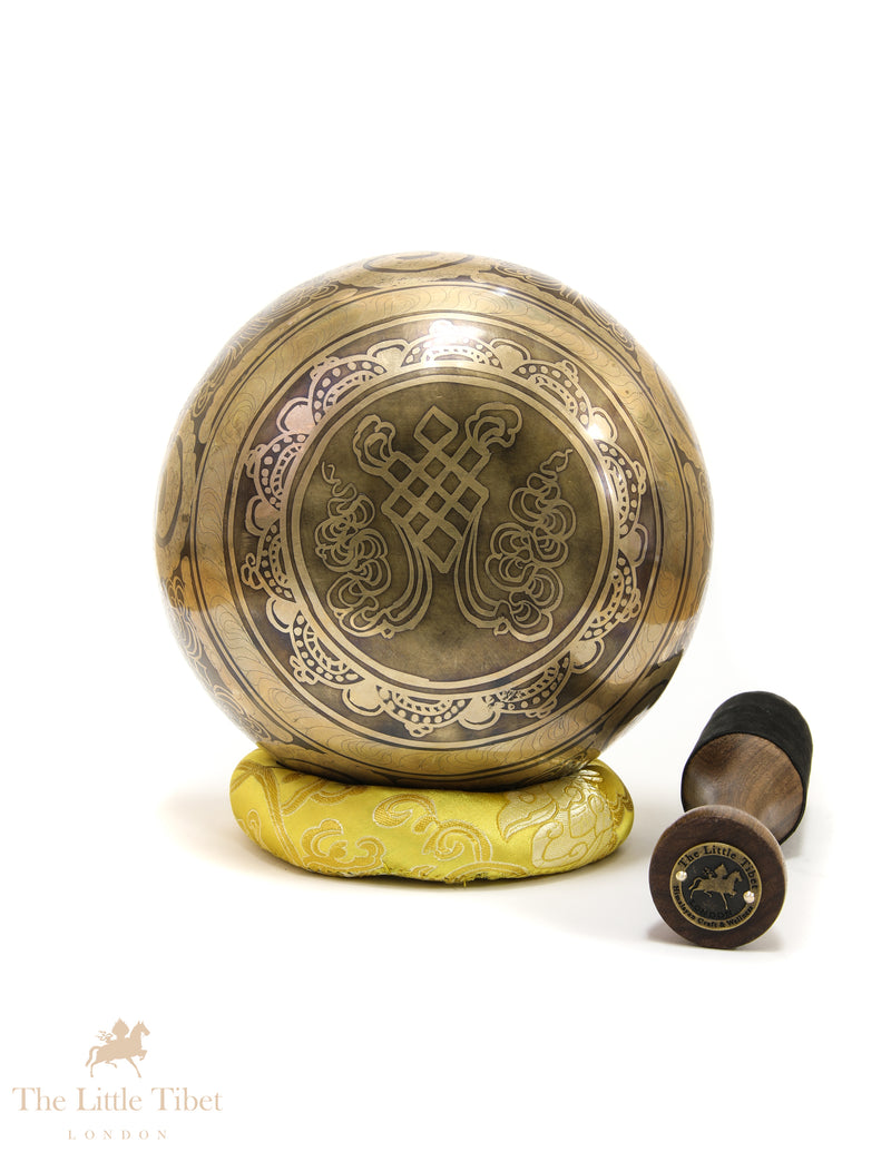 Artisan-Crafted Tibetan Singing Bowl – Third Eye & Solar Plexus Chakra Healing Bowl with Mantra Etching (Notes E/G) - EC87