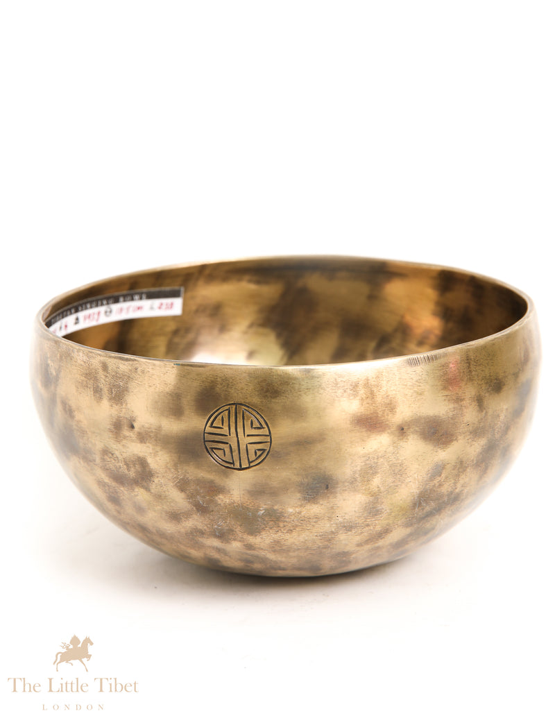 Elevate Your Meditation: Full Moon Tibetan Singing Bowl for Celestial Harmonies - FM104