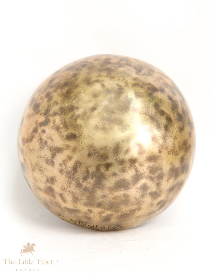 Elevate Your Meditation: Full Moon Tibetan Singing Bowl for Celestial Harmonies - FM104