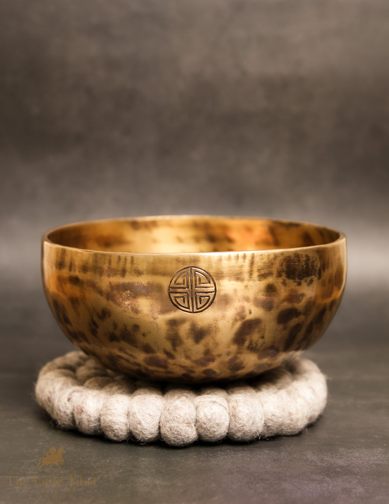Full Moon Tibetan Singing Bowl | G Note Solar Plexus Chakra Bowl