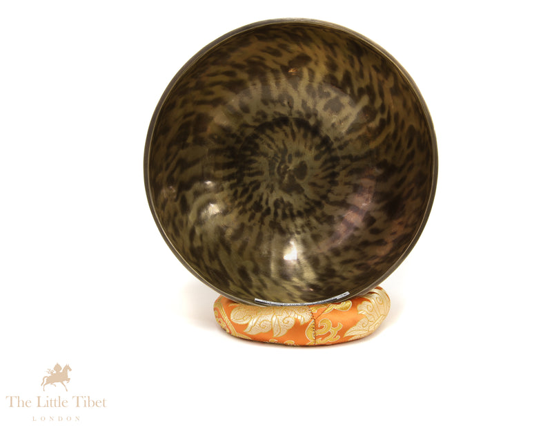 Full Moon Tibetan Singing Bowl – Sacral Chakra Healing Bowl (Note C)