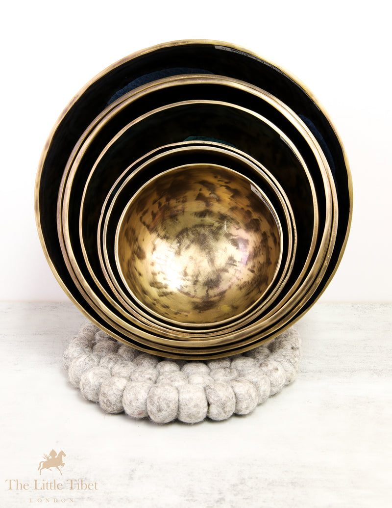 Full Moon Chakra Nestling Tibetan Singing Bowl Set - Full Moon 7 Chakra Set