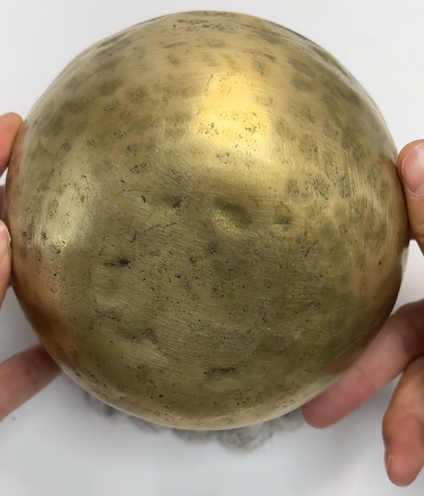 Antique Tibetan Singing Bowl | Note C | 447g | 12cm Diameter_atq443