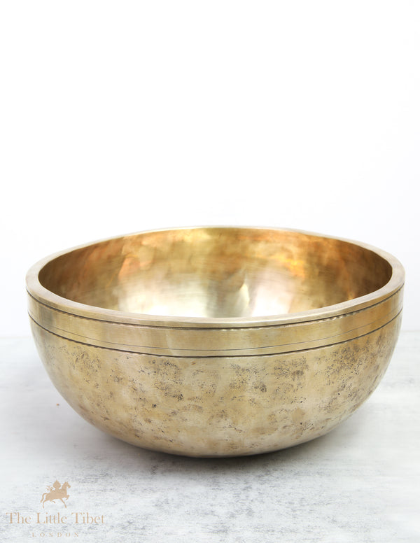 Timeless Harmony: Discover the Power of the Antique Tibetan Singing Bowl for Meditation & Healing - TB1