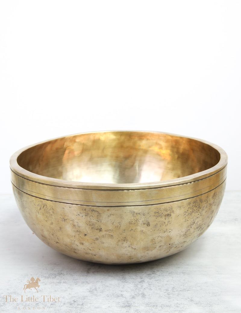 Timeless Harmony: Discover the Power of the Antique Tibetan Singing Bowl for Meditation & Healing - TB1
