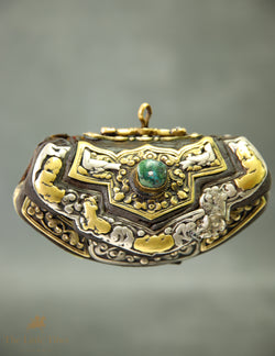 19th-Century Tibetan Bagkhu Tinder Pouch | Highly Collectable Nomadic Fire-Starting Pouch with Turquoise