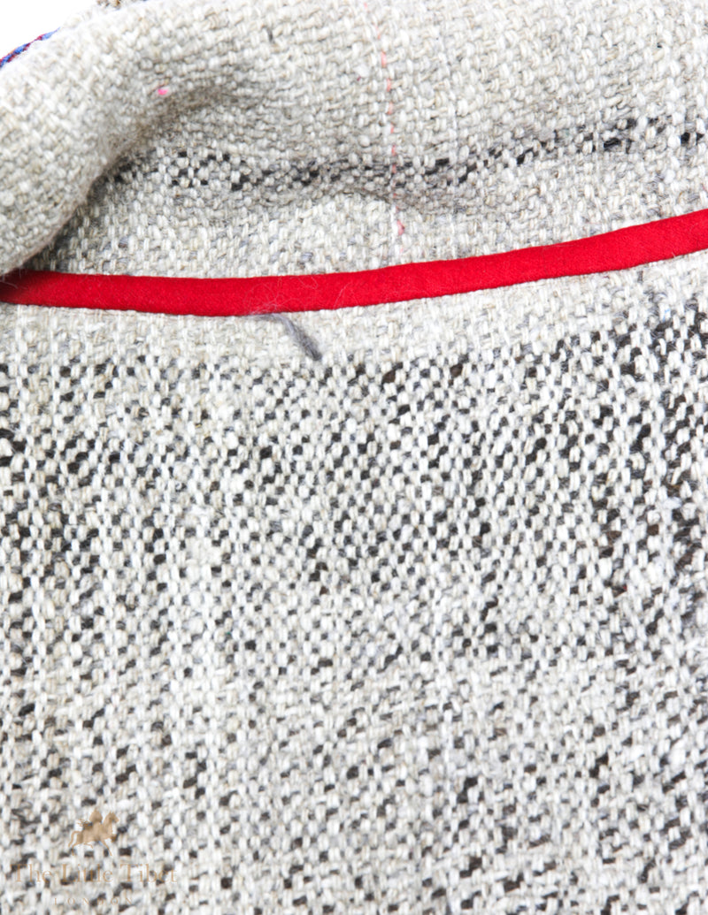 Natural Essence: Handwoven Yak Wool Shoulder Bag