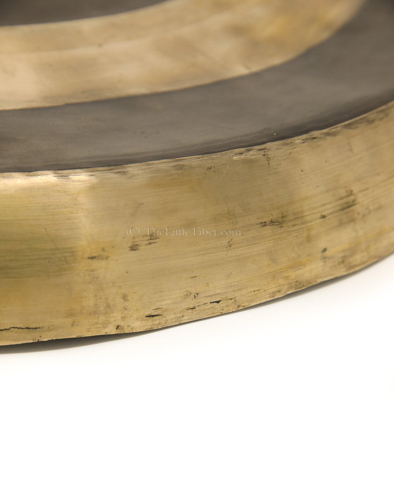 Gong, plain and original colour, The Little Tibet