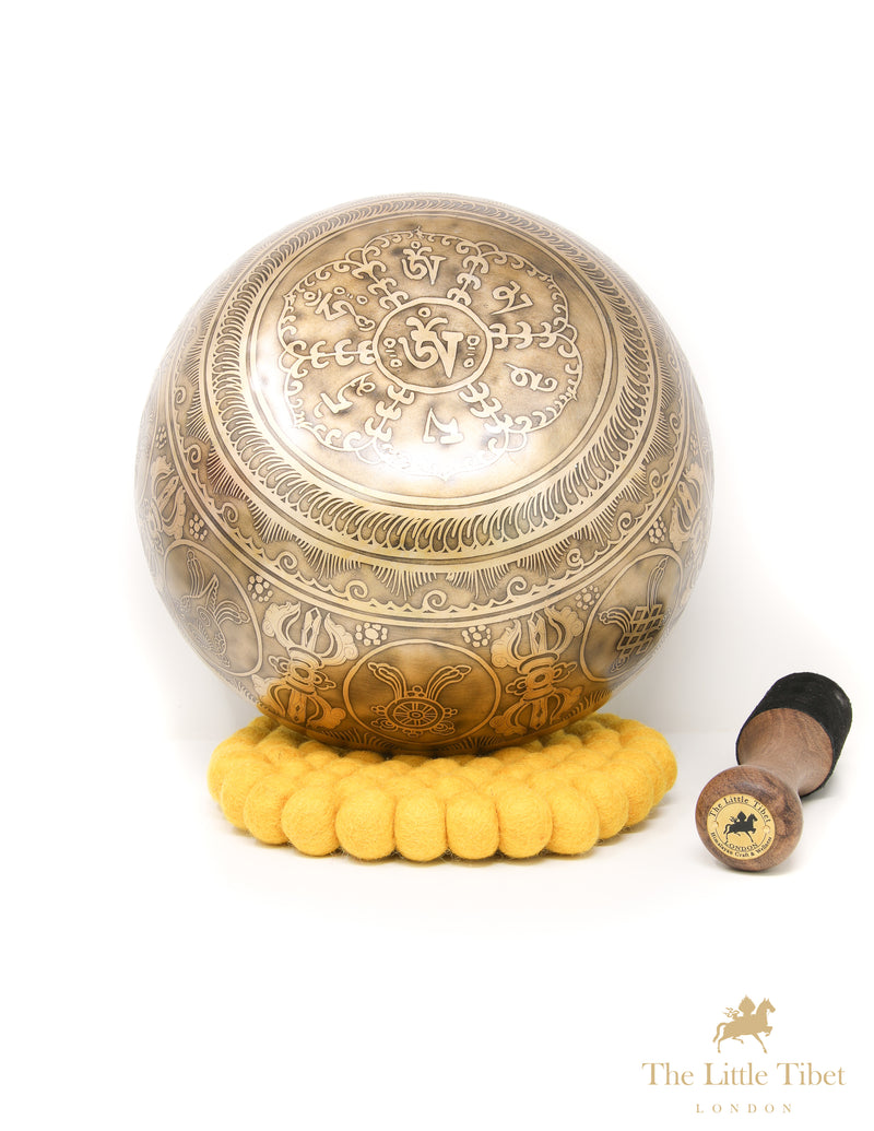 Traditional OM MANI PADME HUM Tibetan Singing Bowl - A234