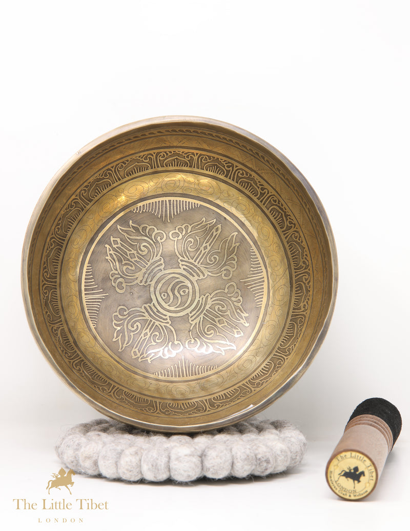 Unleash Inner Harmony: Experience Meditation and Healing with the Vajra Tibetan Singing Bowl - AM67