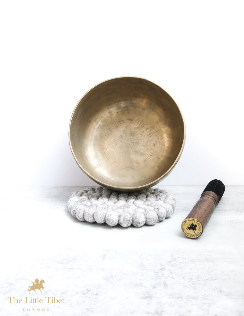 Plain Antique Tibetan Singing Bowl for Sound Healing - B15
