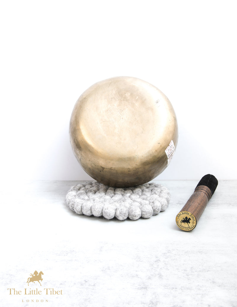Plain Antique Tibetan Singing Bowl for Sound Healing - B15
