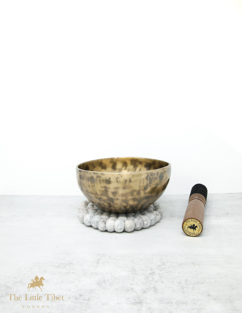 Hand Hammered Full Moon Tibetan Singing Bowl - FM4