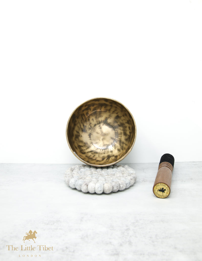 Hand Hammered Full Moon Tibetan Singing Bowl - FM4
