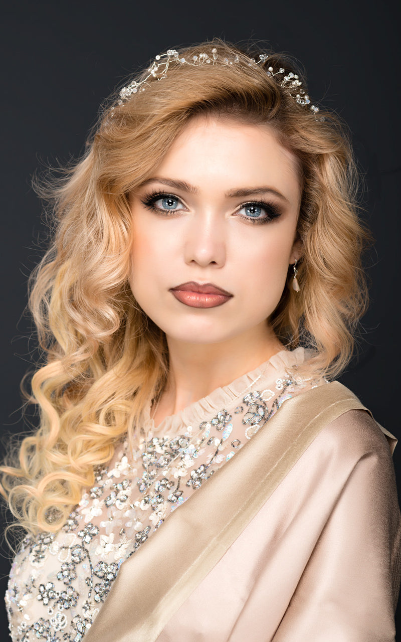 model wearing  Luxury 100% pure  Silk cream pashmina silk scarf