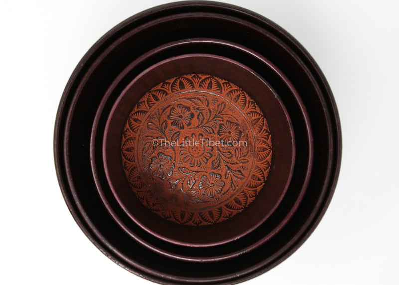 Black large  aluminium singing bowl sound therapy chakra realigning himalayan instrument close up