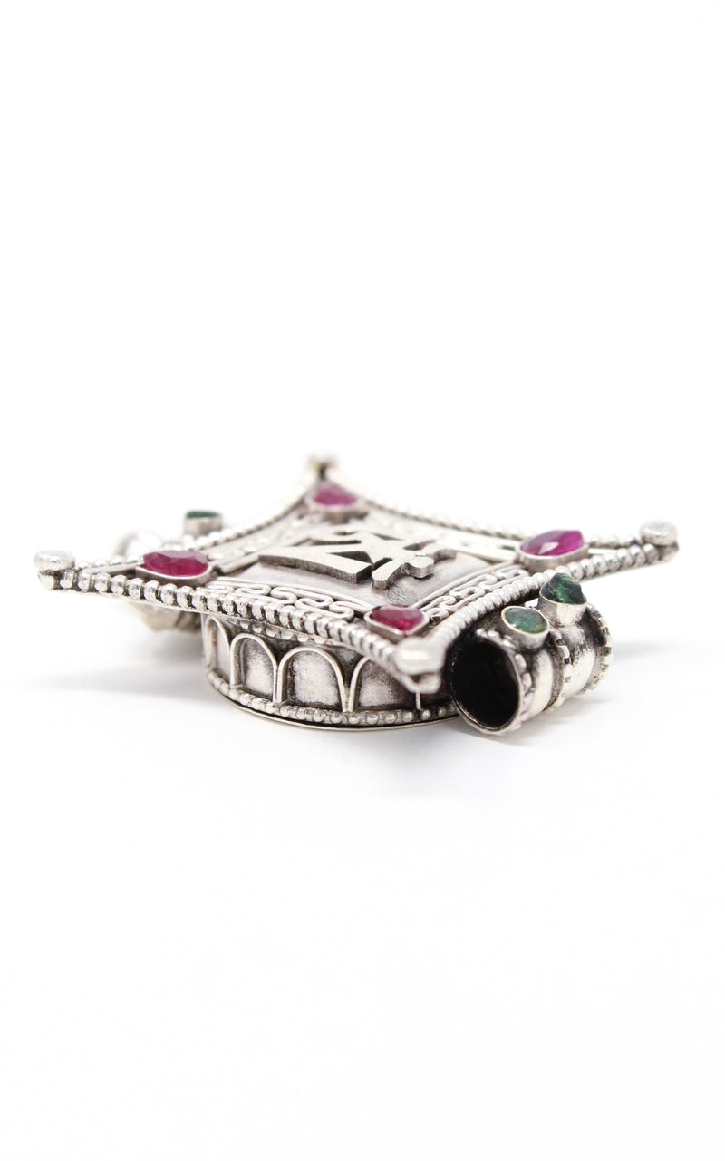 Silver Om Locket Pendant emerald ruby beads handmade tibetan jewellery side view