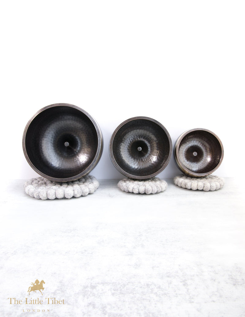 Black Lingum Shape Tibetan Singing Bowl