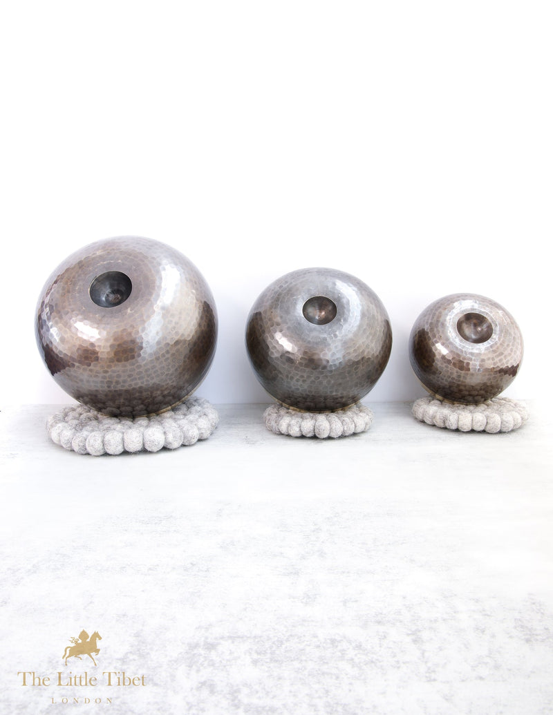 Black Lingum Shape Tibetan Singing Bowl