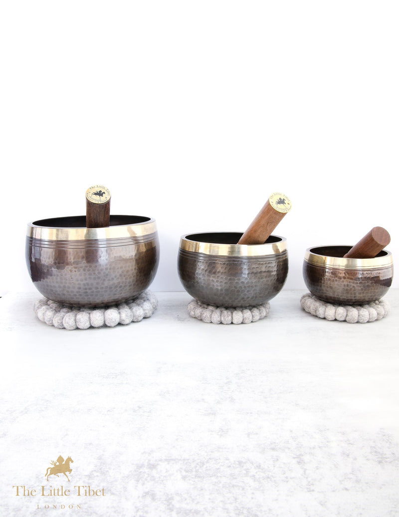 Black Lingum Shape Tibetan Singing Bowl