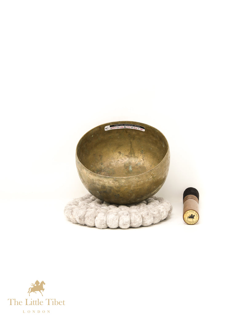 Himalayan Antique Singing Bowl for Meditation - ATQ204